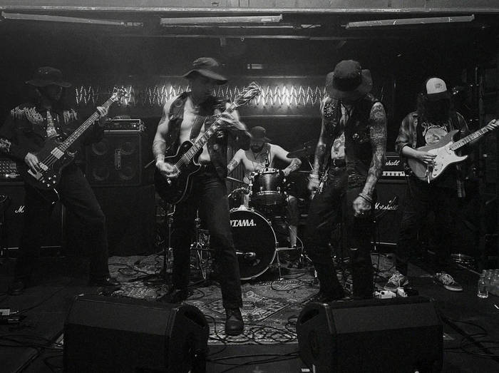 IRON SECT picture
