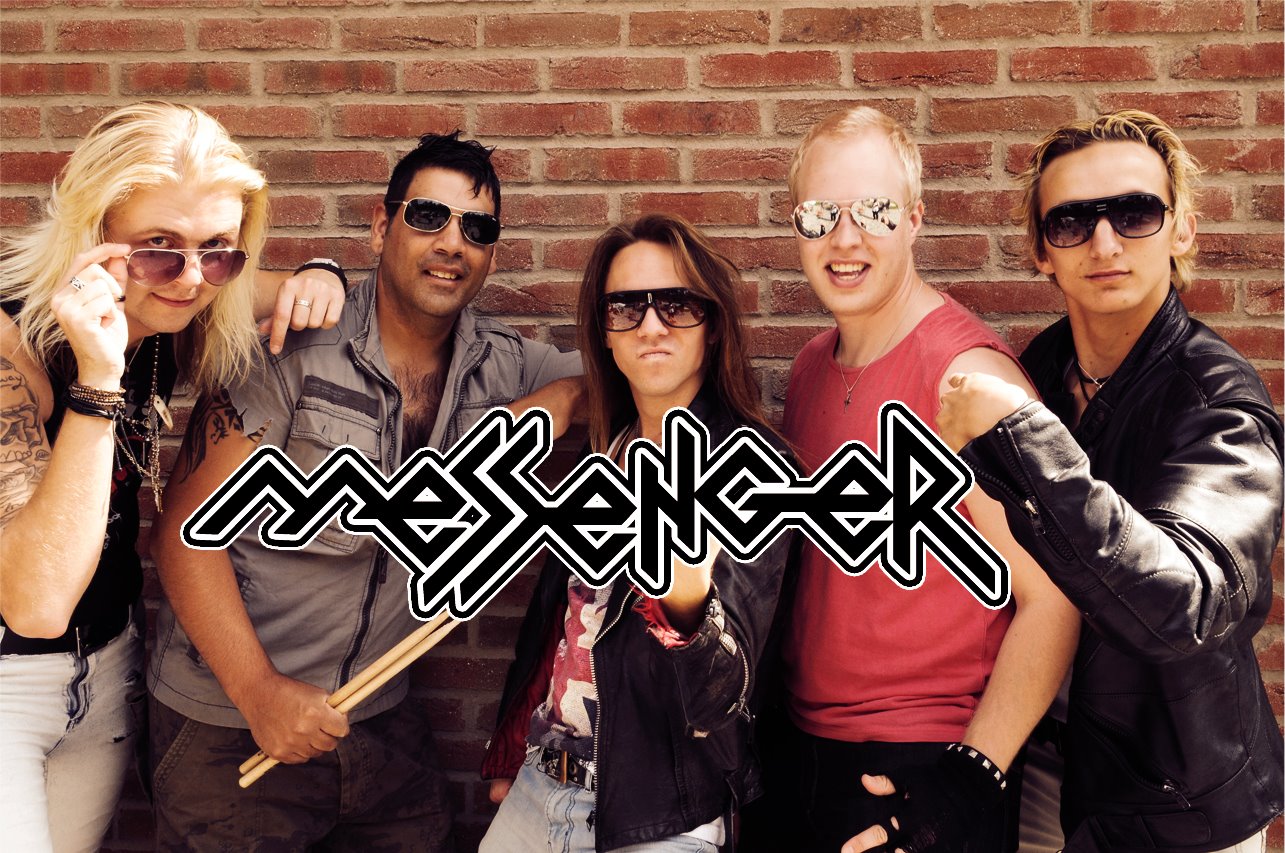 MESSENGER picture
