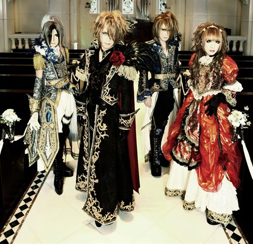 VERSAILLES picture