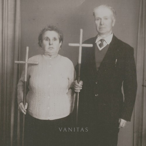 IN TWILIGHT'S EMBRACE - Vanitas cover 