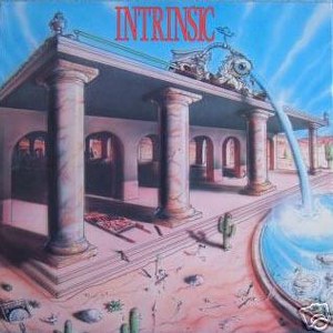 INTRINSIC (CA) - Intrinsic cover 