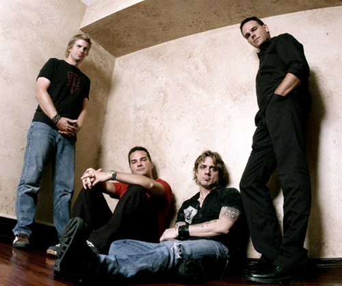 HAREM SCAREM picture