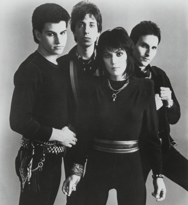 JOAN JETT AND THE BLACKHEARTS picture