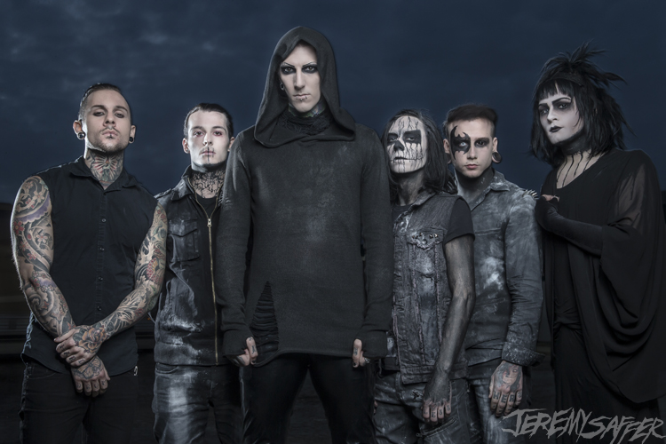 MOTIONLESS IN WHITE picture