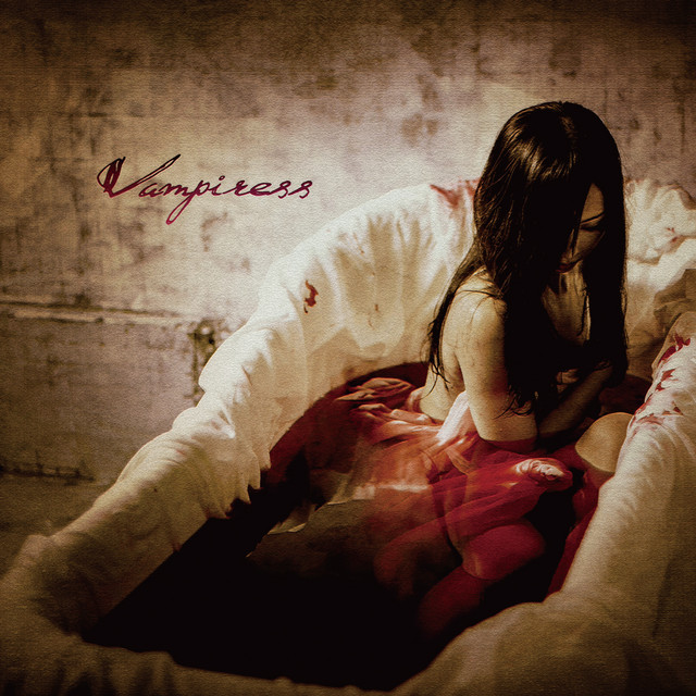 MAI YAJIMA - Vampiress cover 