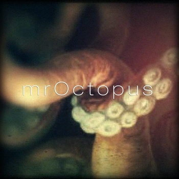 MROCTOPUS - Domino Effect cover 